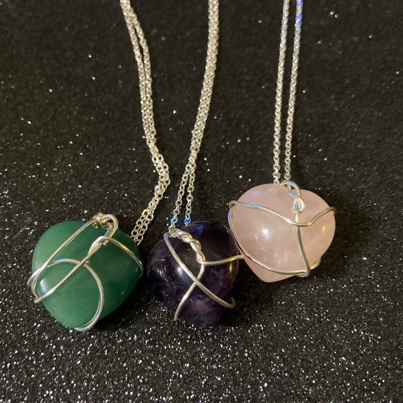 Silver wire wrapped crystal hearts 💕 - Picture 1 of 1